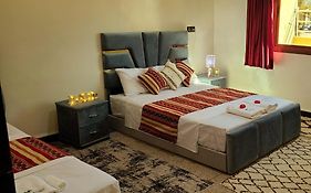 Traditional Place With A Special Moroccan Touch I Fibre Internet Up To 100 Mbps I Palms Residence